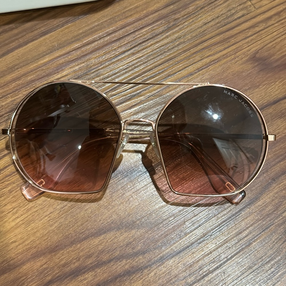 Marc Jacobs sunglasses